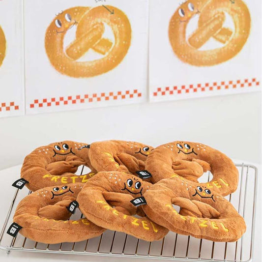 Pretzel Tug & Nosework Toy