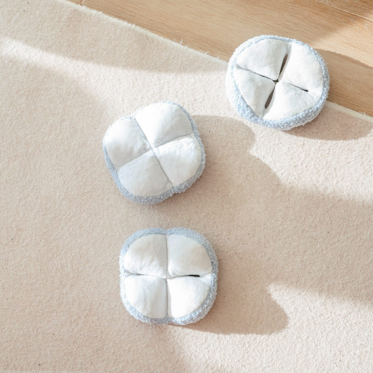 Monti (Crinkly + Squeaky + Snuffle Ball)