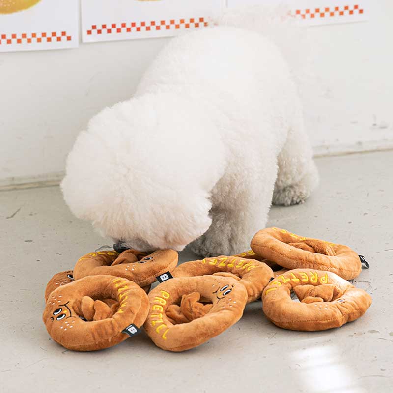 Pretzel Tug & Nosework Toy