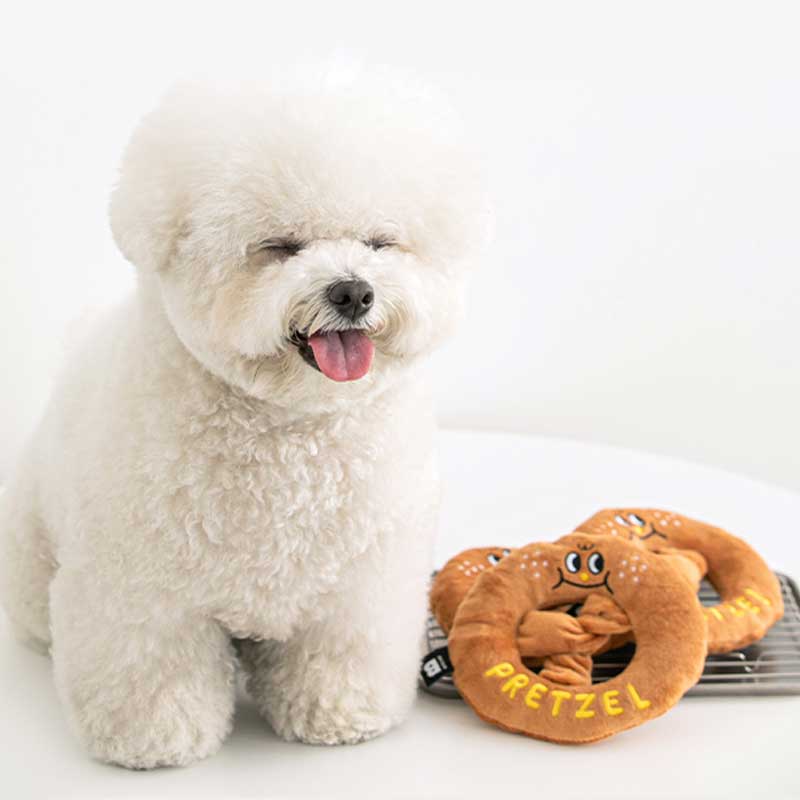Pretzel Tug & Nosework Toy